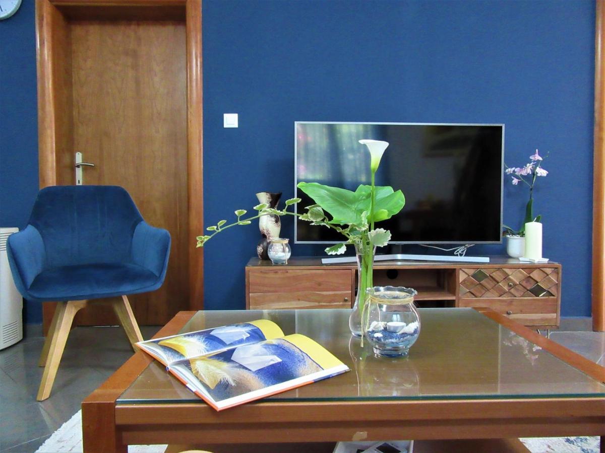 Apartment Andrea Orebic Bagian luar foto